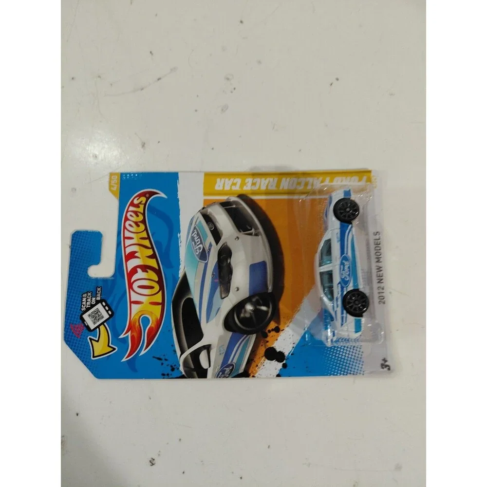 NIP Hot Wheels 2012 New Models 1:64 Die Cast Ford Falcon Australian V8 Supercar